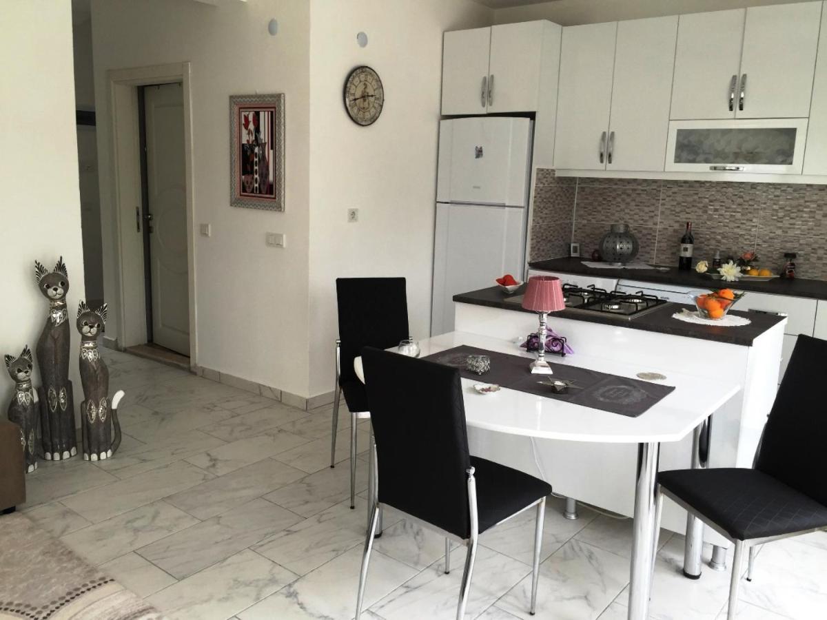 Belka Golf Residence Poolside Apt1 באלאק מראה חיצוני תמונה